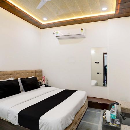 Collection O Park Paradise Delhi  Ngoại thất bức ảnh