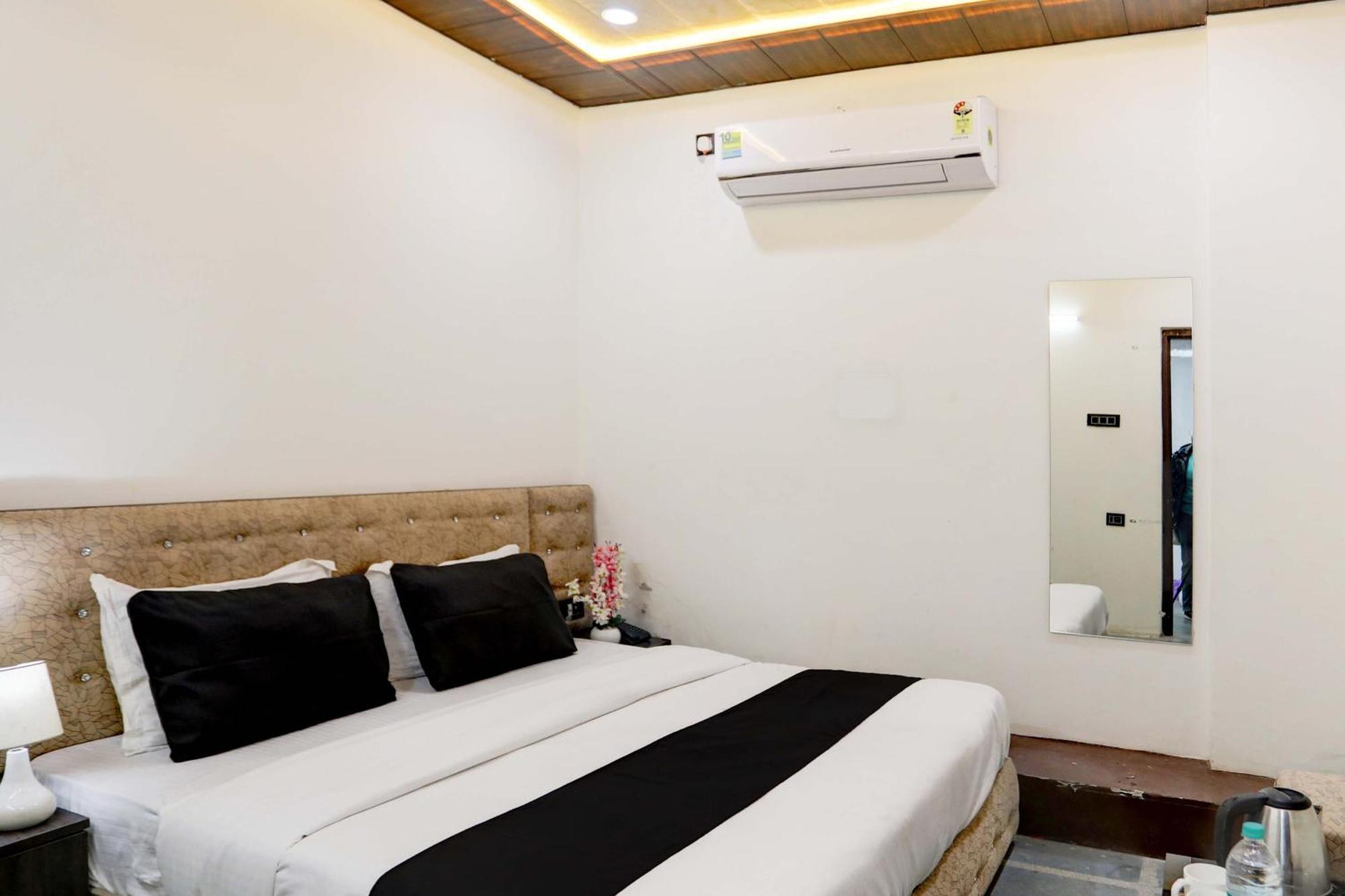 Collection O Park Paradise Delhi  Ngoại thất bức ảnh