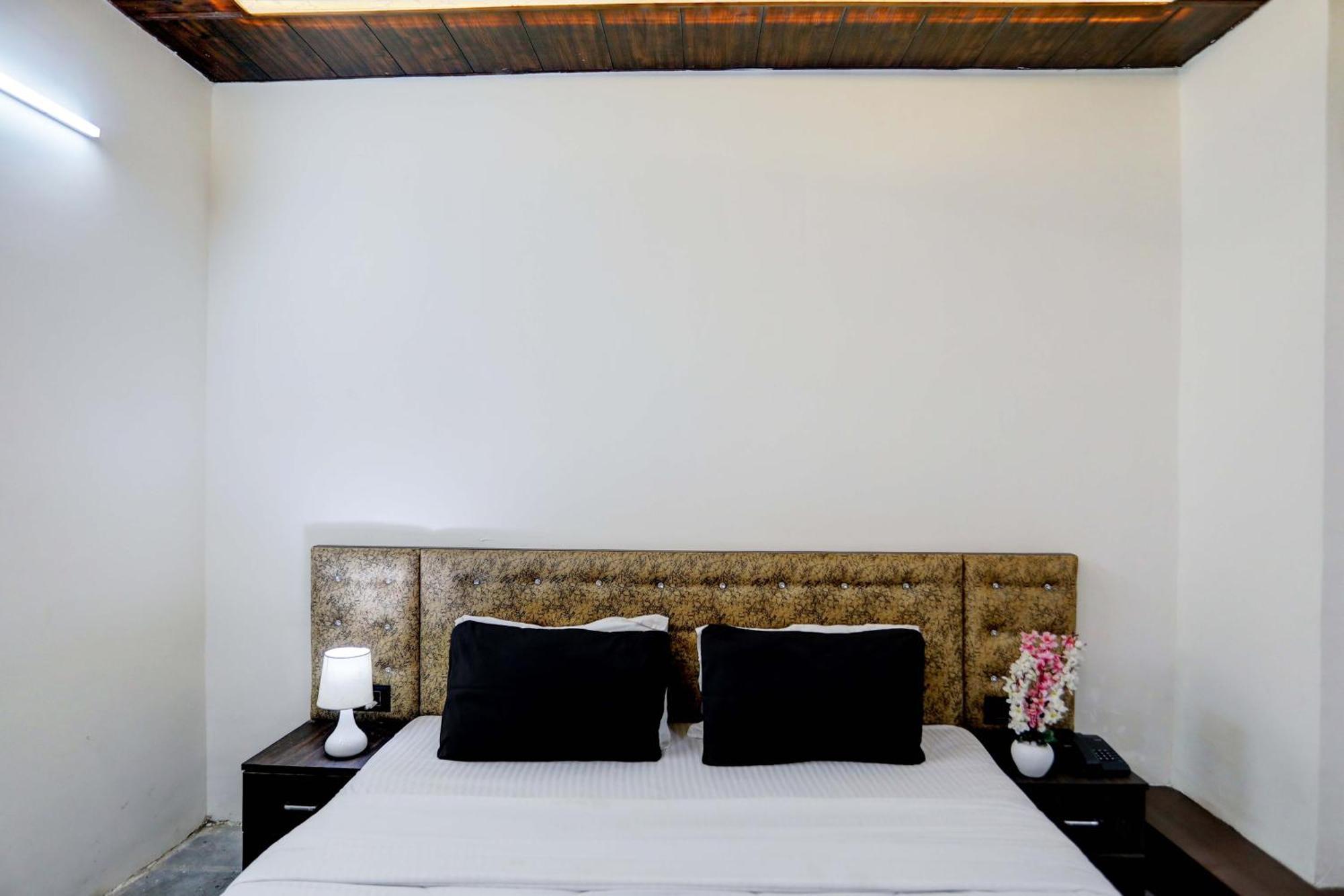 Collection O Park Paradise Delhi  Ngoại thất bức ảnh